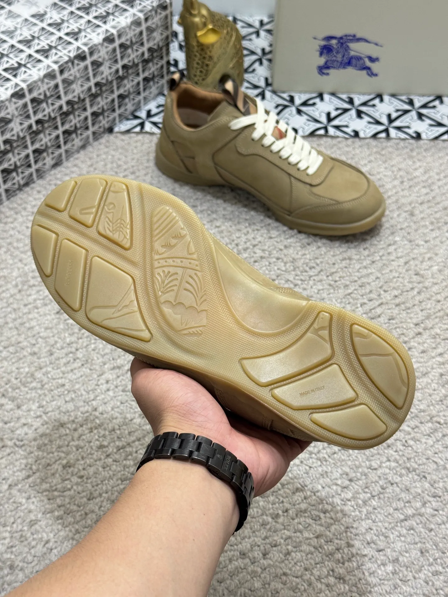 Men's shoes 💰420 [New style] 🐝🐝 [BURBERRY] Burberry - high-end quality original order 🔍🔍🔍 Upper: imported 🔝 calfskin, brand knitted pattern, tongue brand cloth label, lining: sheepskin lining, - outsole: rubber; two-color molded outsole, ultra-high quality control·fine workmanship: highlighted (high-end·luxury·grade) Size :38-44 (45 customized